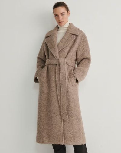 manteljas-beige-voor